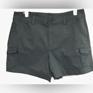 Eddie Bauer women’s cargo shorts